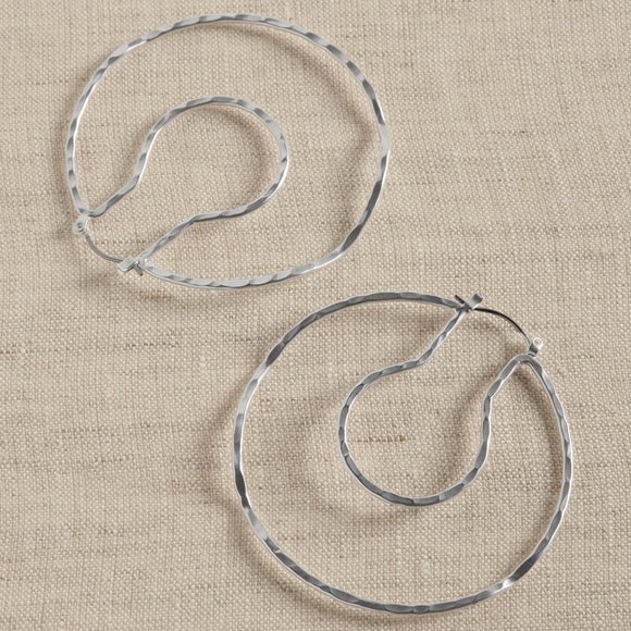 New! BANANA REPUBLIC Organic Shape Hoop Earrings in Silver (also in Gold!) - Picture 1 of 5